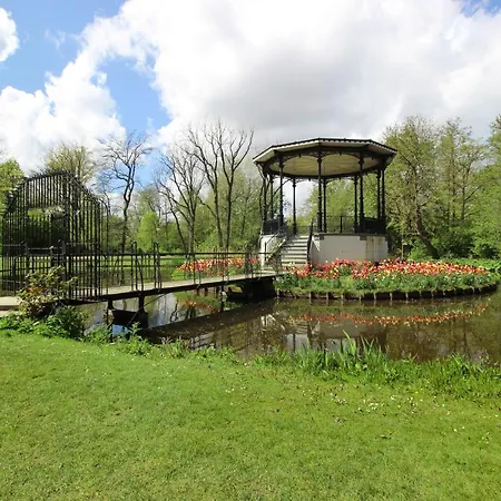 Prinsencanal 2 Guest house 3*