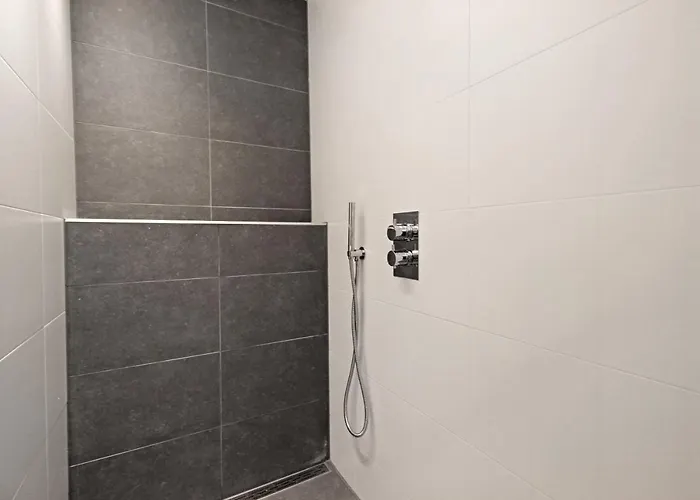 Prinsencanal 2 Pensión 3*