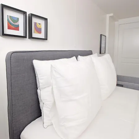 Prinsencanal 2 Guest house 3*