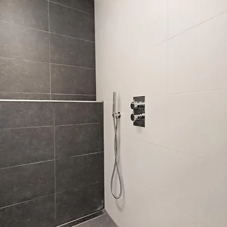 Prinsencanal 2 Guest house 3*